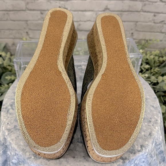 Love & Liberty Pewter Metallic Cross-Band Faux Cork Wedge Sandals WMS 9M🩶NWOT - Picture 7 of 12